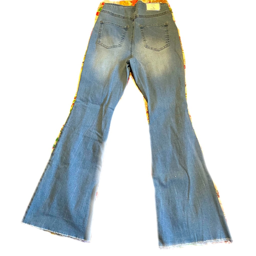 Jeans - Picture 2 of 6